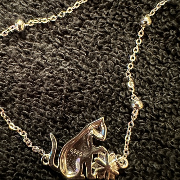 Sterling Silver Handcrafted Cat Bracelet - Picture 4 of 6